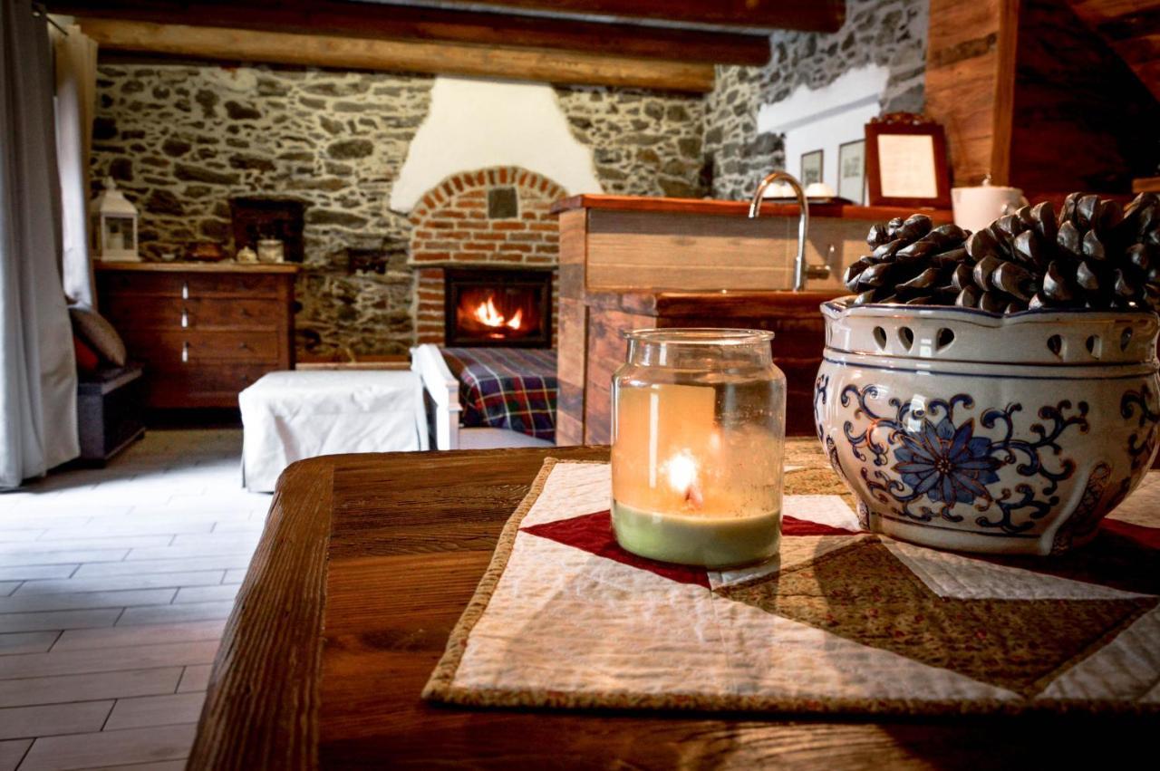 Chalet In Pietra E Legno Con Caminetto Inverso Pinasca Luaran gambar